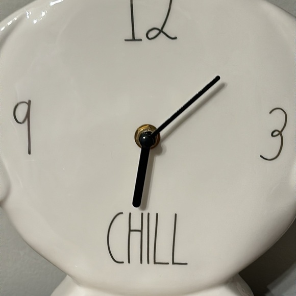 NIB Rae Dunn "CHILL" SNOWMAN CERAMIC WALL CLOCK - Picture 6 of 12